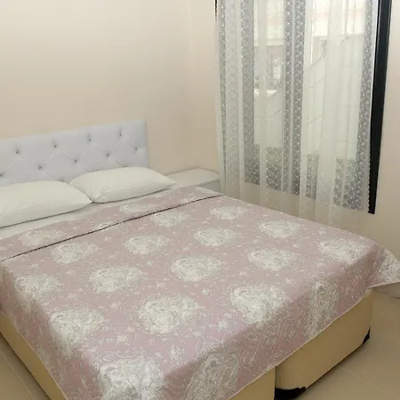 ساتلي سويتس شقة Çeşme